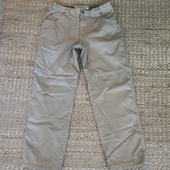 Cabela's Khaki Men's Cargo Pants - Picture 1 of 10